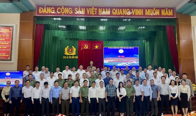 Tổng kết Đề án tuyên truyền, phổ biến pháp luật về bảo đảm tuyệt đối an ninh và an toàn hàng không dân dụng giai đoạn 2018 – 2020.