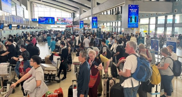 Thị trường vận chuyển hàng không 6 tháng đầu năm 2023