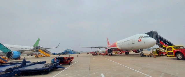 Kết quả giám sát Slot tại cảng HKQT Nội Bài và Tân Sơn Nhất tháng 7 năm 2023