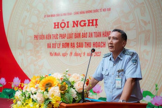 Đốt rơm rạ, thả diều, chiếu đèn lazer... ảnh hưởng an toàn bay