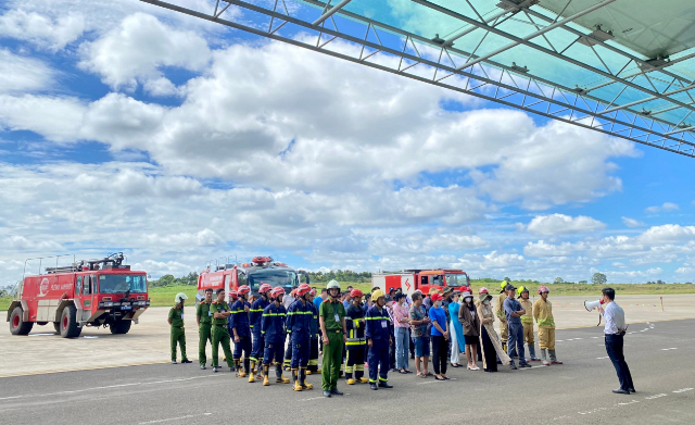 Cảng hàng không Pleiku diễn tập khẩn nguy cứu nạn hàng không