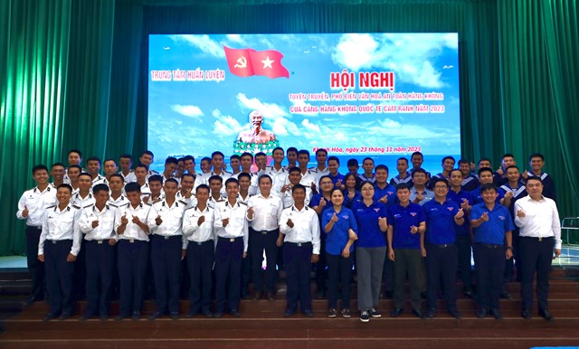 Hoạt động tuyên truyền chuyển đổi số gắn với  bảo đảm an ninh, an toàn hàng không dân dụng tại cảng HKQT Cam Ranh