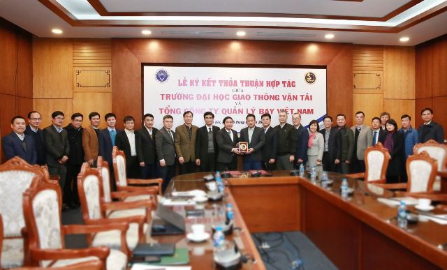 VATM và Trường Đại học Giao thông vận tải ký kết thỏa thuận hợp tác