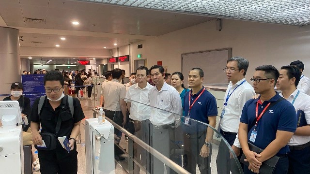 Kiểm tra công tác phục vụ cao điểm tết Nguyên đán 2024 tại Cảng HKQT Tân Sơn Nhất.